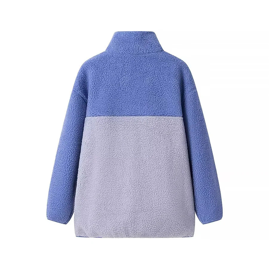 Oversized fleece jacket for women with high collar and practical pockets Lune London