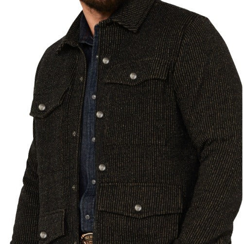 Robust cotton jacket for men with a rustic look featuring practical flap pockets Lune London