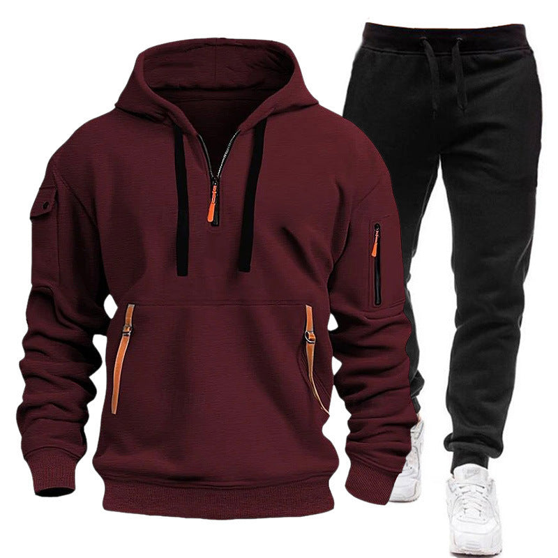 Sporty hoodie for men with zip and practical pockets Lune London