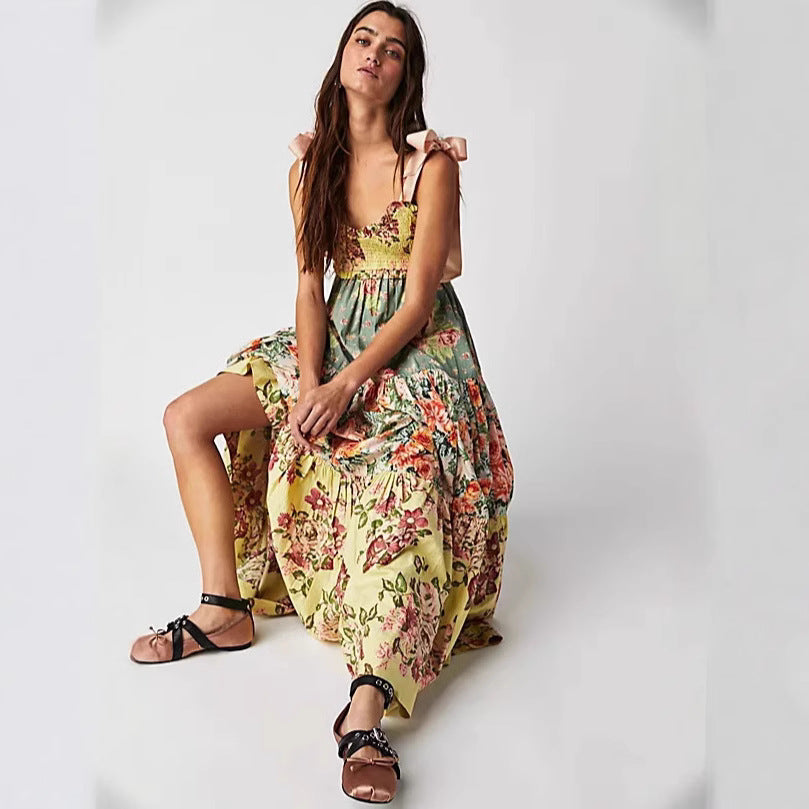 Ladies maxi dress with floral patterns and voluminous skirt Lune London