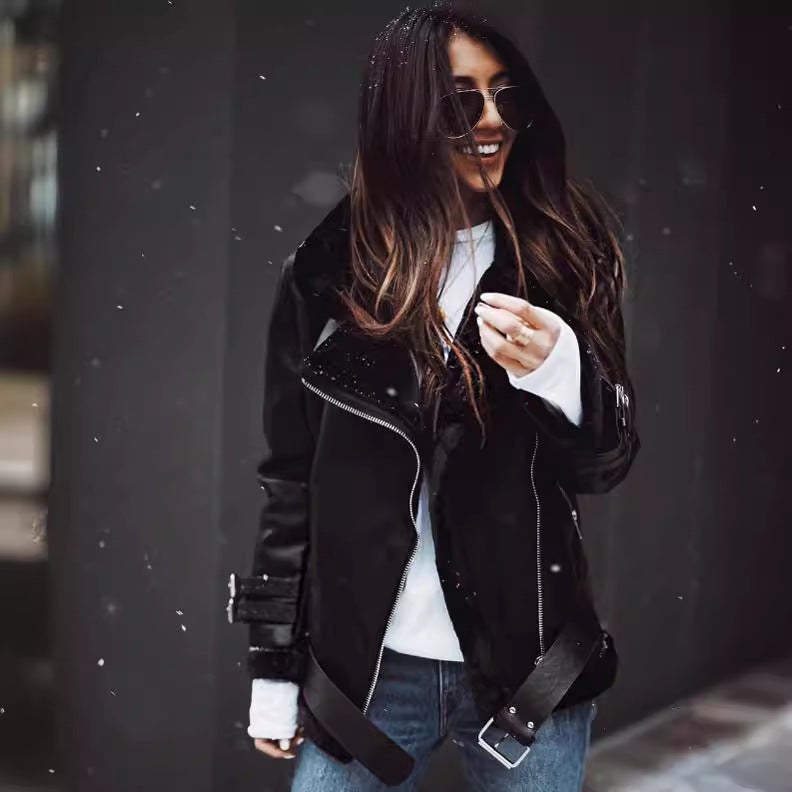 Fashion leather jacket for women with faux fur collar and asymmetrical zipper Lune London