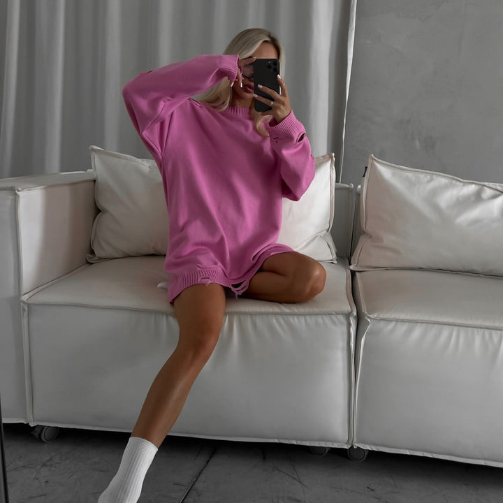Oversized sweatshirt for ladies with stylish distressed details and a loose fit Lune London