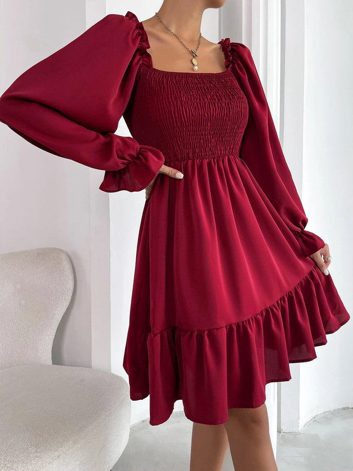 Puff sleeve dress for women with lace details and elastic top Lune London