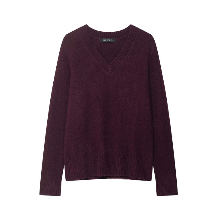 Women's V-neck sweater in soft knit material Lune London
