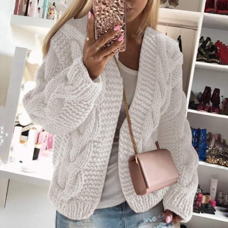 Women’s knit jacket with a chunky cable knit pattern and a loose fit Lune London