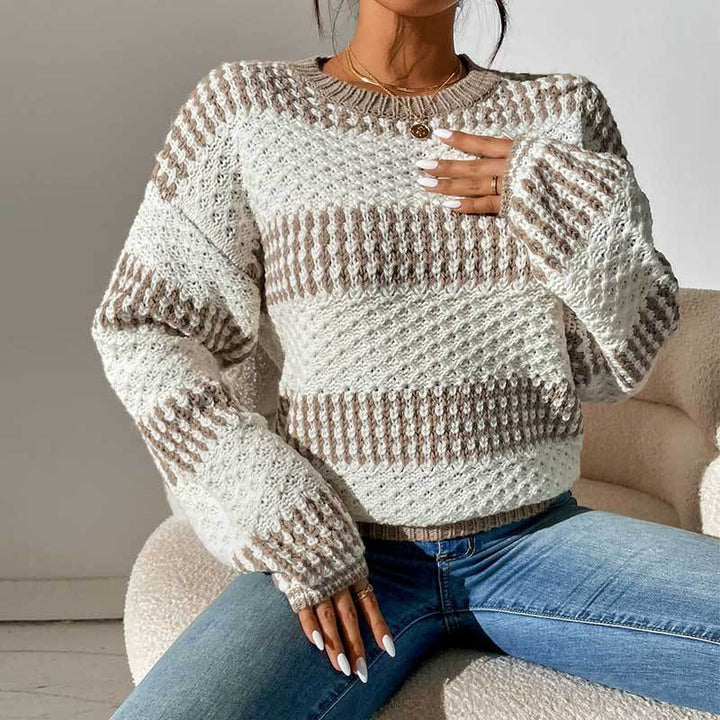 Pull en tricot pour femmes avec un motif texturé raffiné et une coupe oversized tendance Chic & Stil