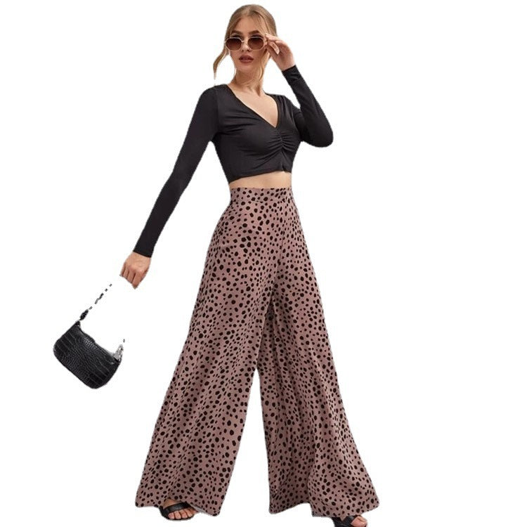 Wide-leg pants for women with a trendy polka dot pattern and high waist Lune London