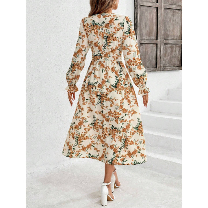 Maxi dress for women with an elegant cut and a floral design Lune London