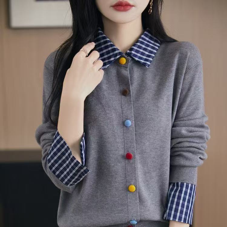 Cardigan femme avec des détails de boutons colorés Chic & Stil