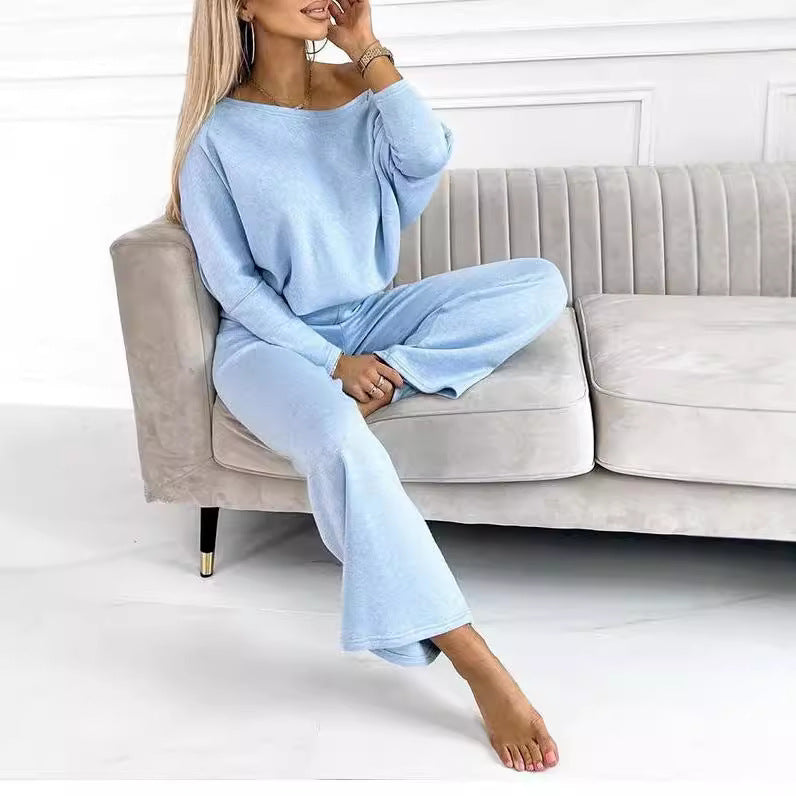 Ladies elegant and casual loungewear set with a loose fit Lune London