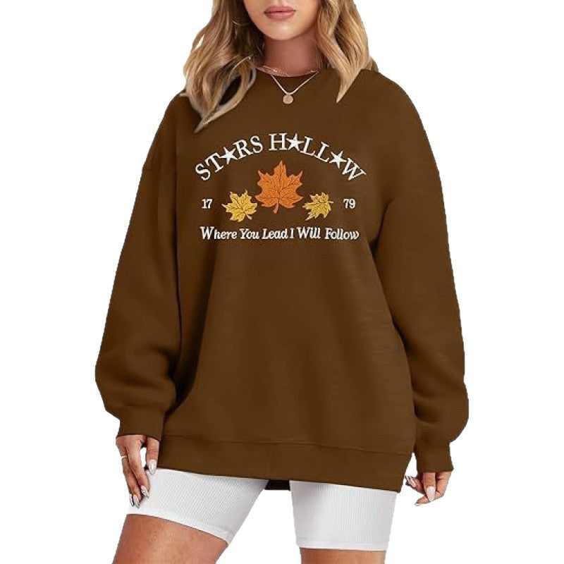 Sweat-shirt pour femmes avec une coupe décontractée et un motif automnal décoratif Chic & Stil