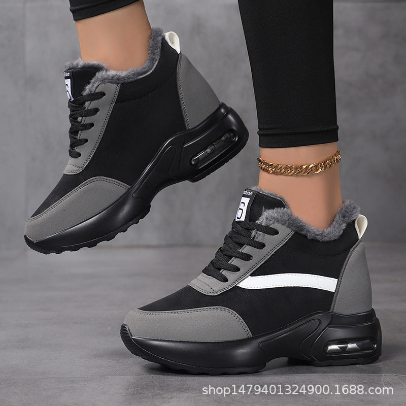 Winter boots for women with soft inner lining Lune London