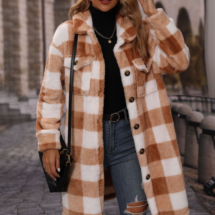 Ladies winter velvet jacket with checked design and practical pockets Lune London