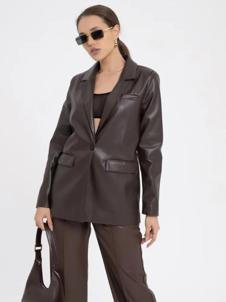Minimalist and stylish synthetic leather blazer for women Lune London