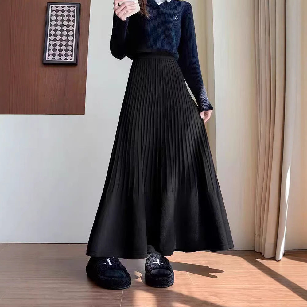 Elegant pleated skirt for ladies with high waist Lune London