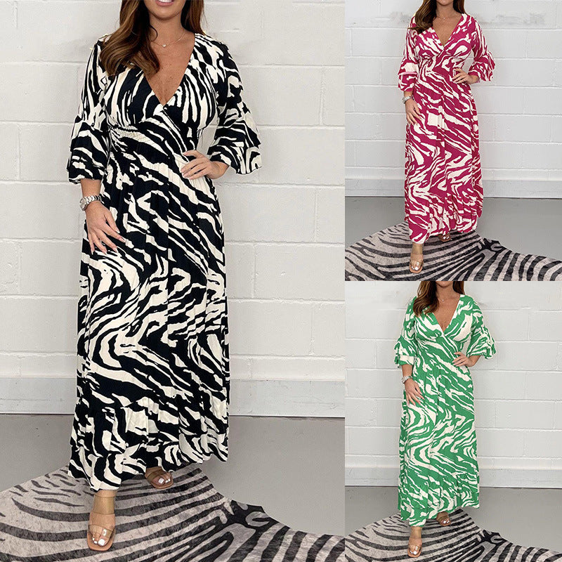 Maxi dress for women with V-neck and flounces Lune London