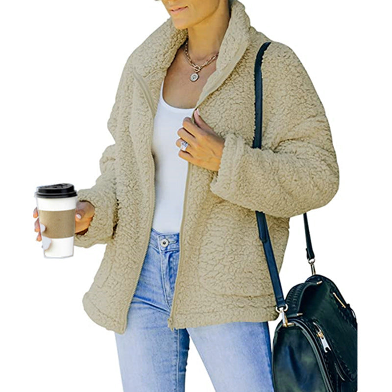 Women cozy fleece jacket with oversized cut and deep collar Lune London