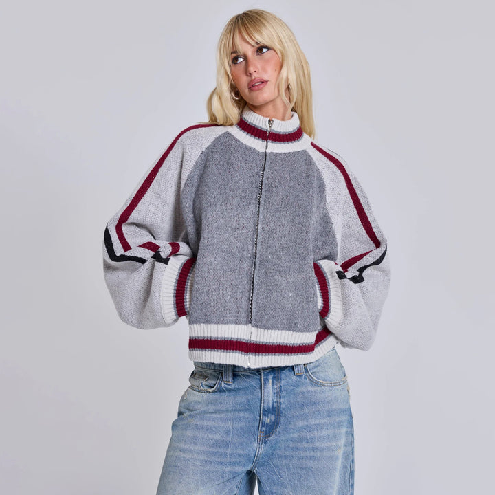 Women's stylish and comfortable knitted sweater with team emblem Chic & Stil