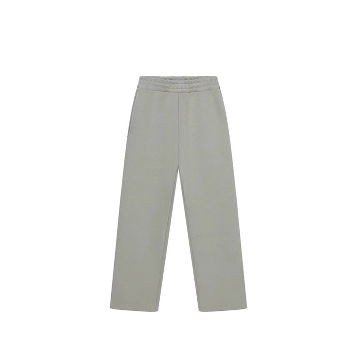 Comfortable lounge pants for women with elastic waistband and practical side pockets Lune London