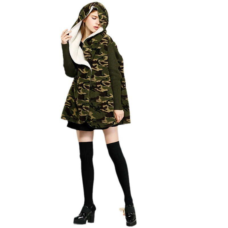 Ladies' hoodie jacket with modern camouflage design and cozy interior Lune London