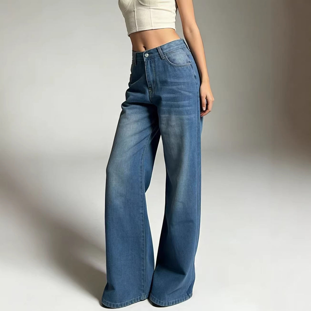 Women wide denim pants with vintage wash and high-waisted waistband Lune London