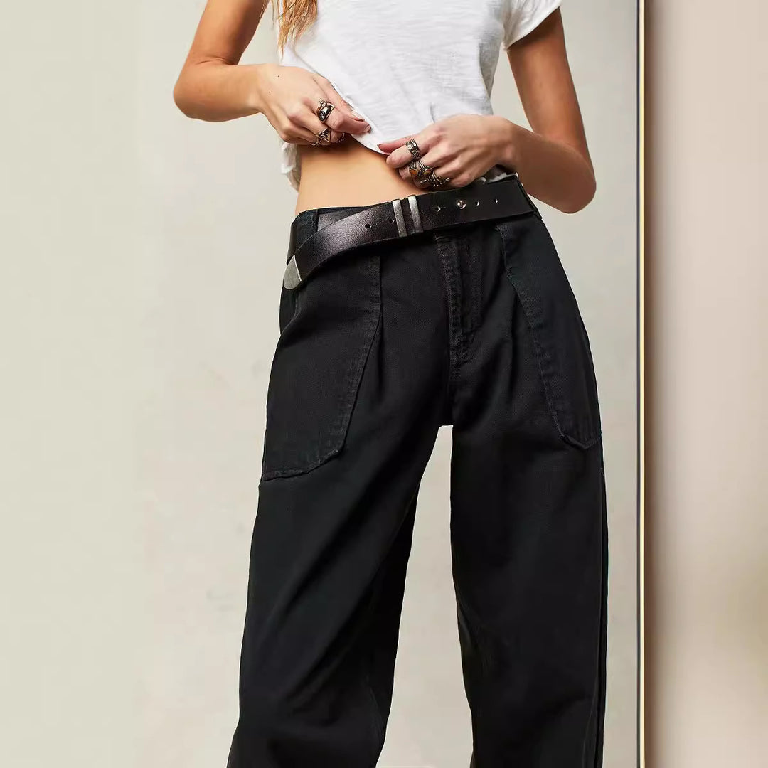 Women's loose cargo jeans with unique pockets and casual cut Lune London
