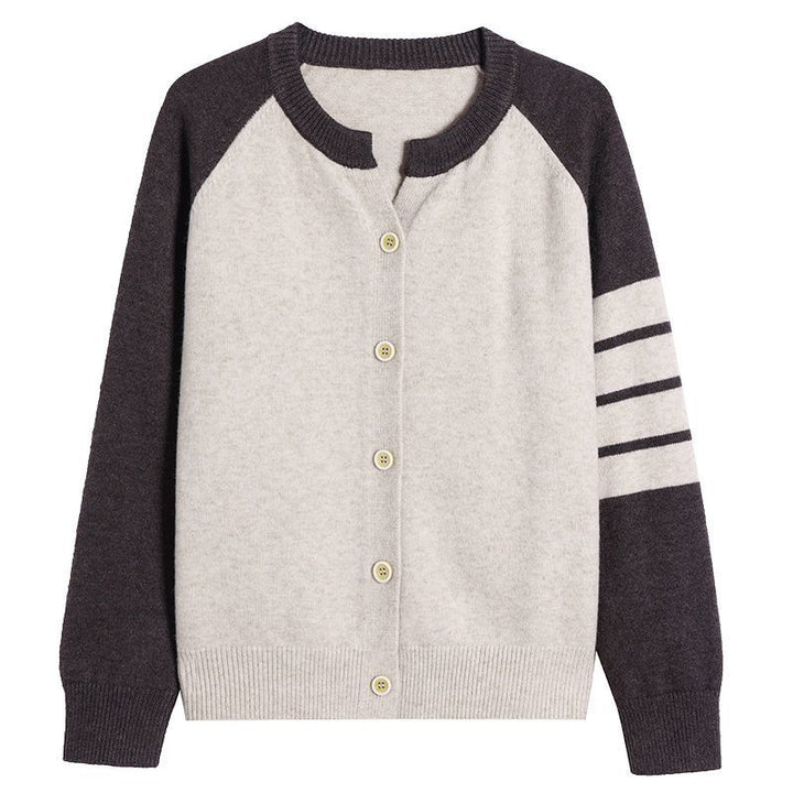 Cardigan pour femmes avec contrastes de couleurs et détails de boutons Chic & Stil