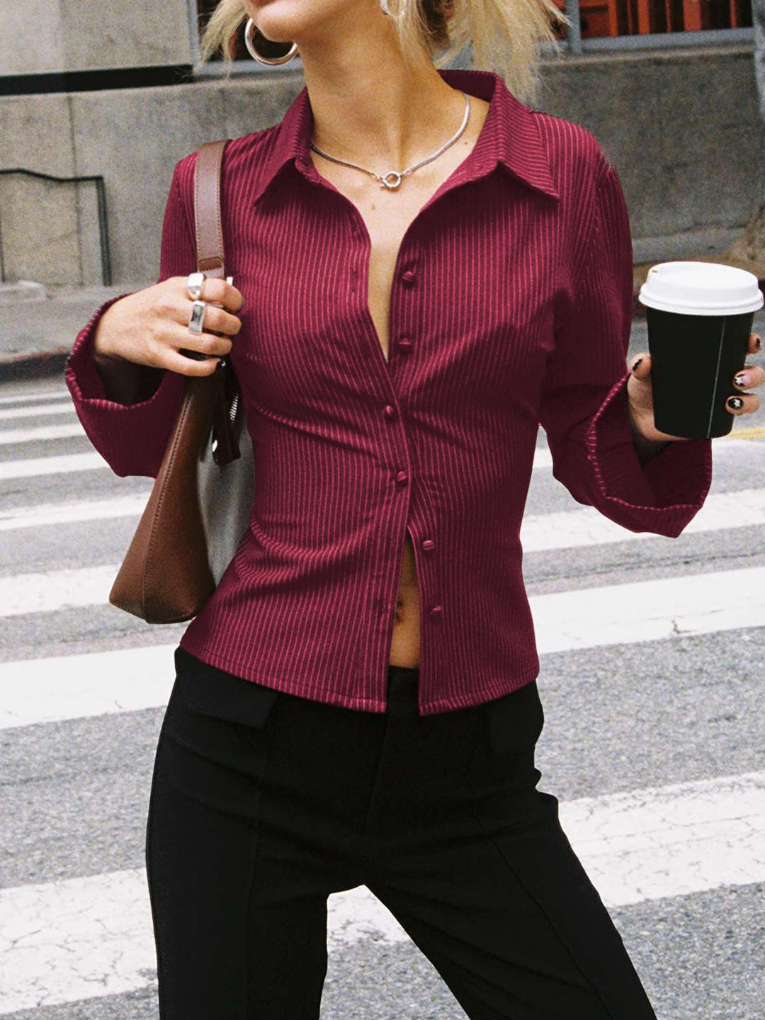 Fitted striped blouse for ladies with classic collar Lune London