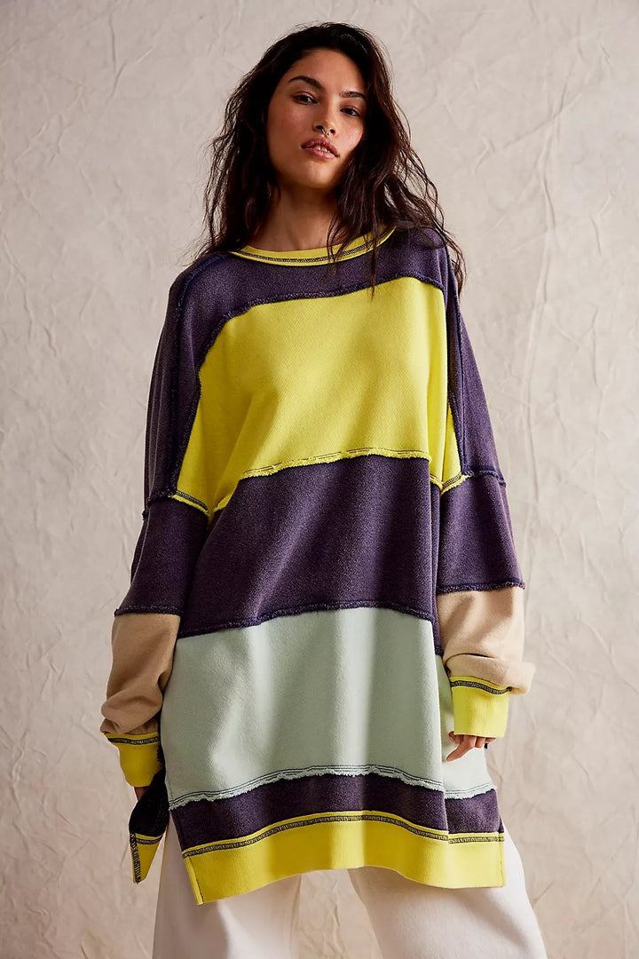 Oversized casual sweater for women with chic and stylish color block design