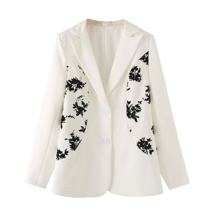 Elegant blazer jacket for ladies with floral details and quality workmanship Lune London