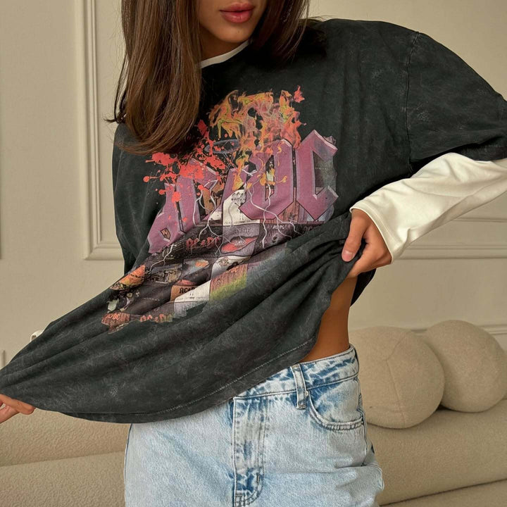 Comfortable oversized T-shirt for women with a relaxed fit and a unique finish Lune London