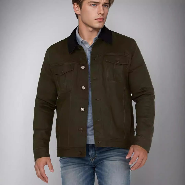 Classic style denim jacket for men with practical pockets Lune London
