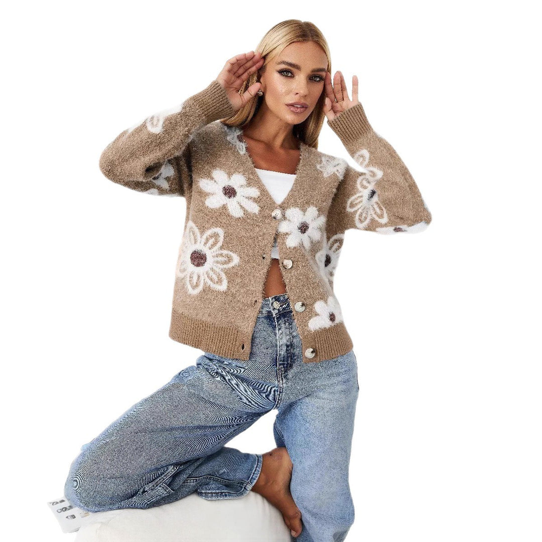Knitted jacket for women with floral pattern Chic and Still