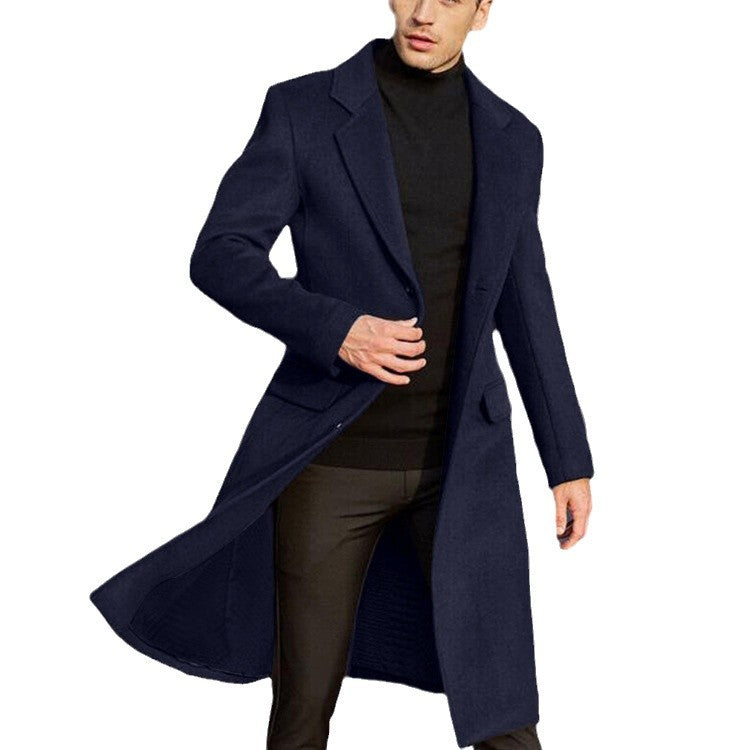 Elegant long coat for men with classic cut and practical pockets Lune London