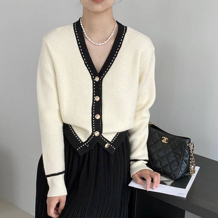 Cardigan de mode pour femmes avec détails contrastés Chic & Stil