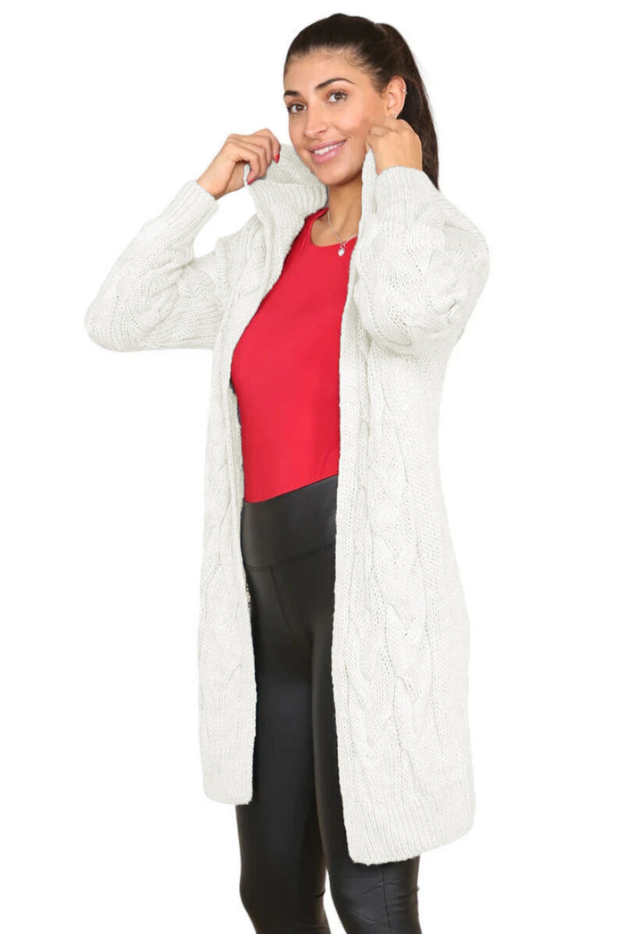 Women's knitted coat with hood and cable pattern Lune Londonl