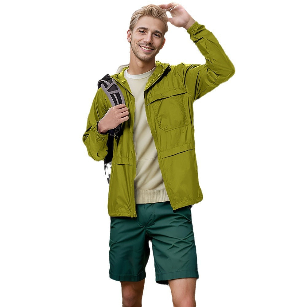 Lightweight and breathable outdoor jacket for men with hood Lune London