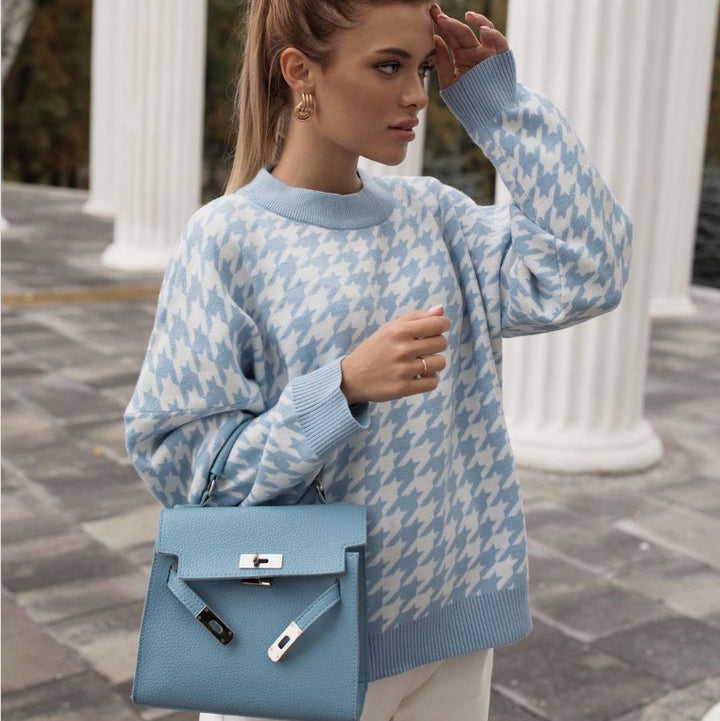 Sweater en tricot oversize pour femmes avec motif à carreaux Chic & Stil