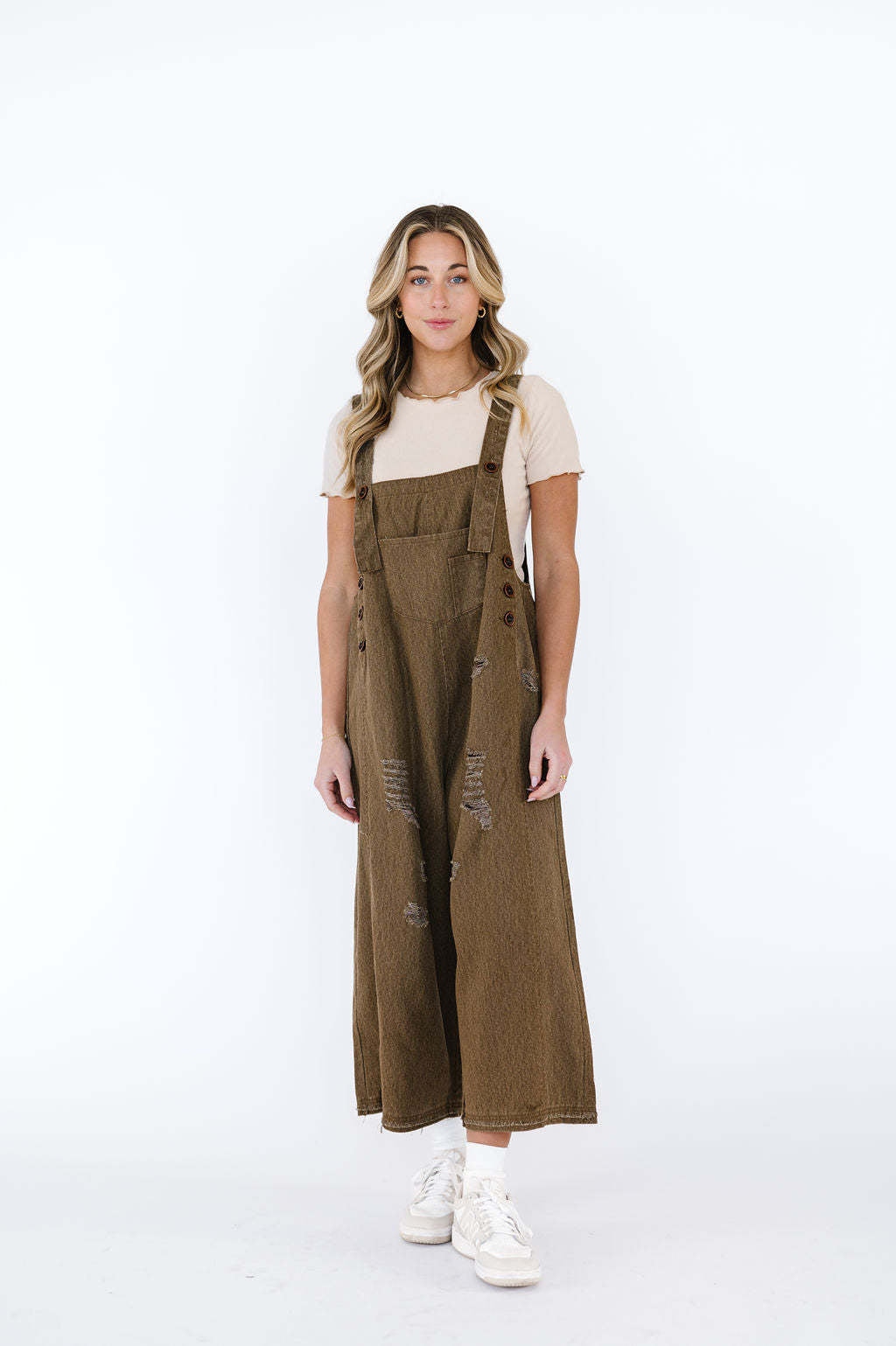 Ladies casual denim overall with trendy destroyed details Lune London