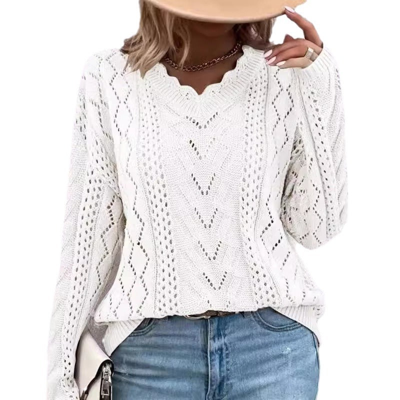 Pullover tricoté pour femmes avec des structures en maille raffinées et décolleté en V Chic & Stil