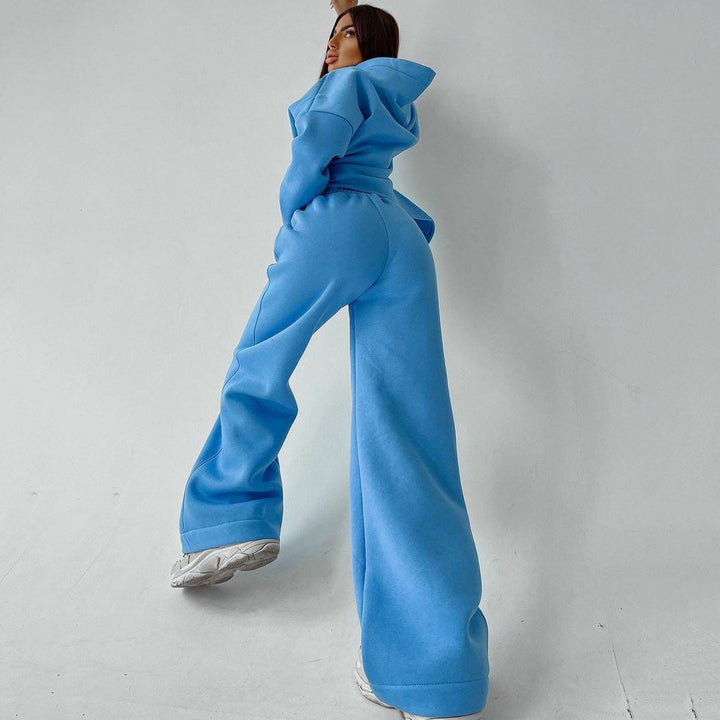 Casual and trendy jogger set for women with oversized hoodie Lune London