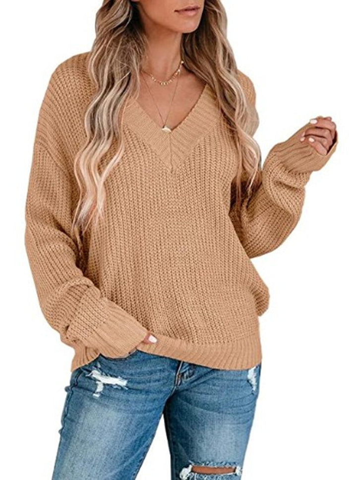 Chunky knit sweater for women with deep V-neck and relaxed sleeves Lune London