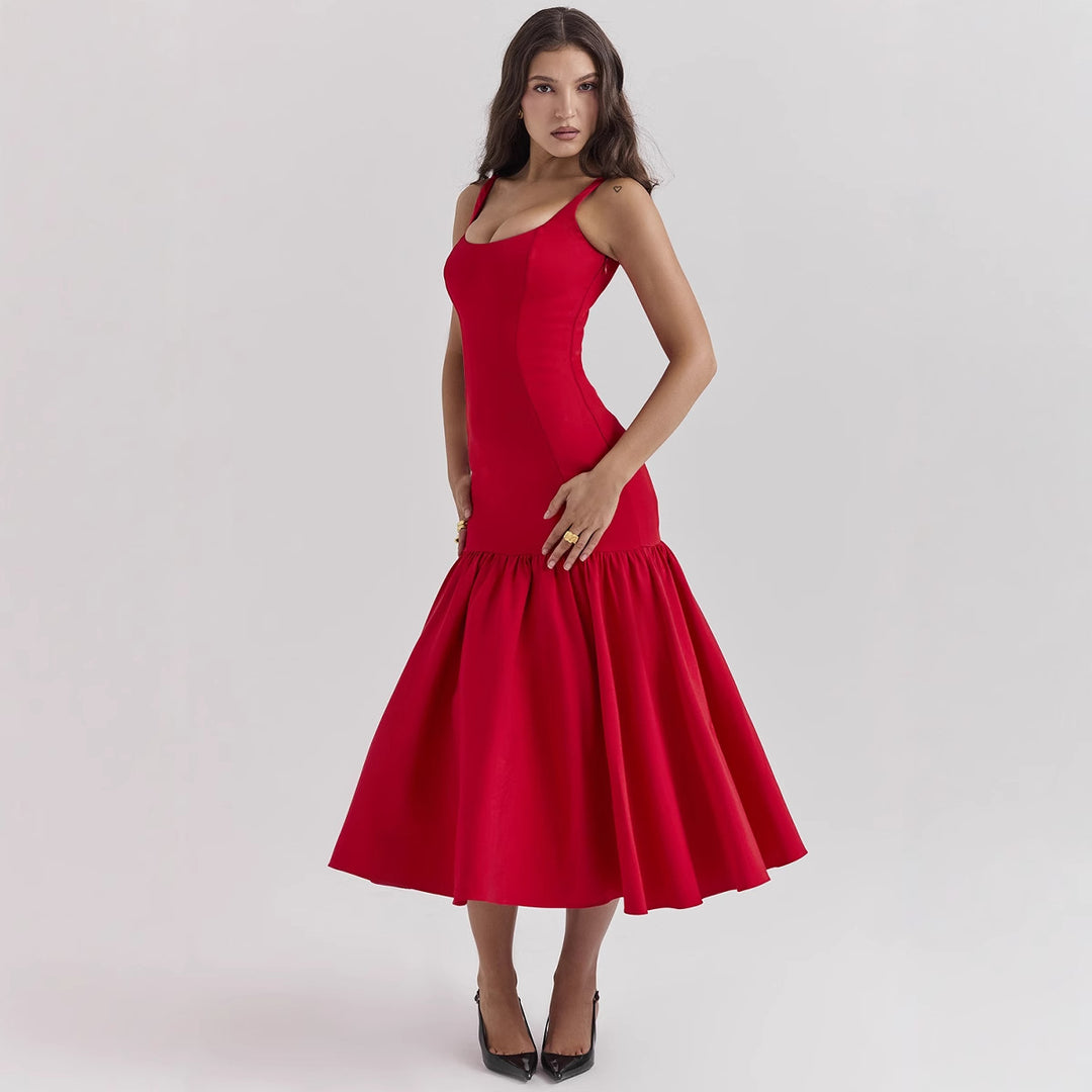 Glamorous maxi dress for women with flared skirt and fitted top Chic & Stil