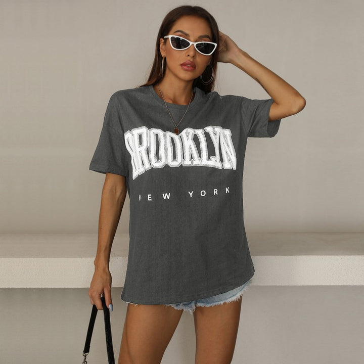 T-shirt surdimensionné pour femmes avec impression tendance Brooklyn Chic & Stil