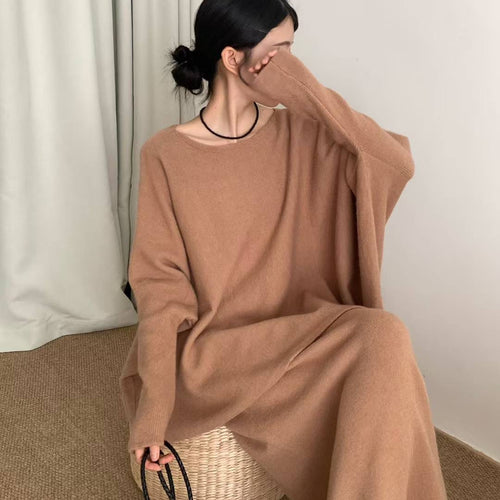 Robe tricotée surdimensionnée pour femmes dans une coupe décontractée avec des manches larges Chic & Stil