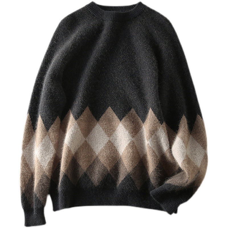 Casual knit sweater for women with a modern diamond pattern and a soft material Lune London
