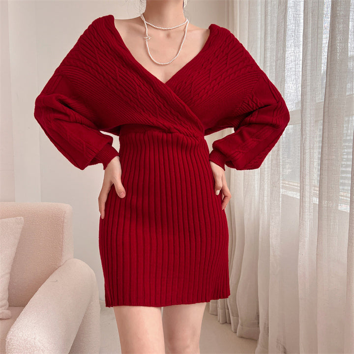 Ladies Elegant knitted dress with V-neck and textured top Lune London