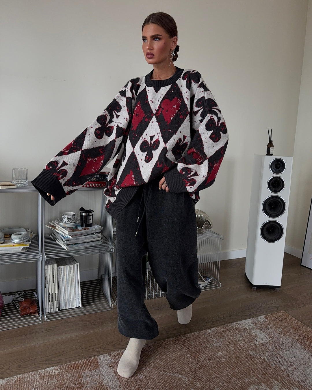 Oversized sweater for women with creative patterns and a wide fit Lune London