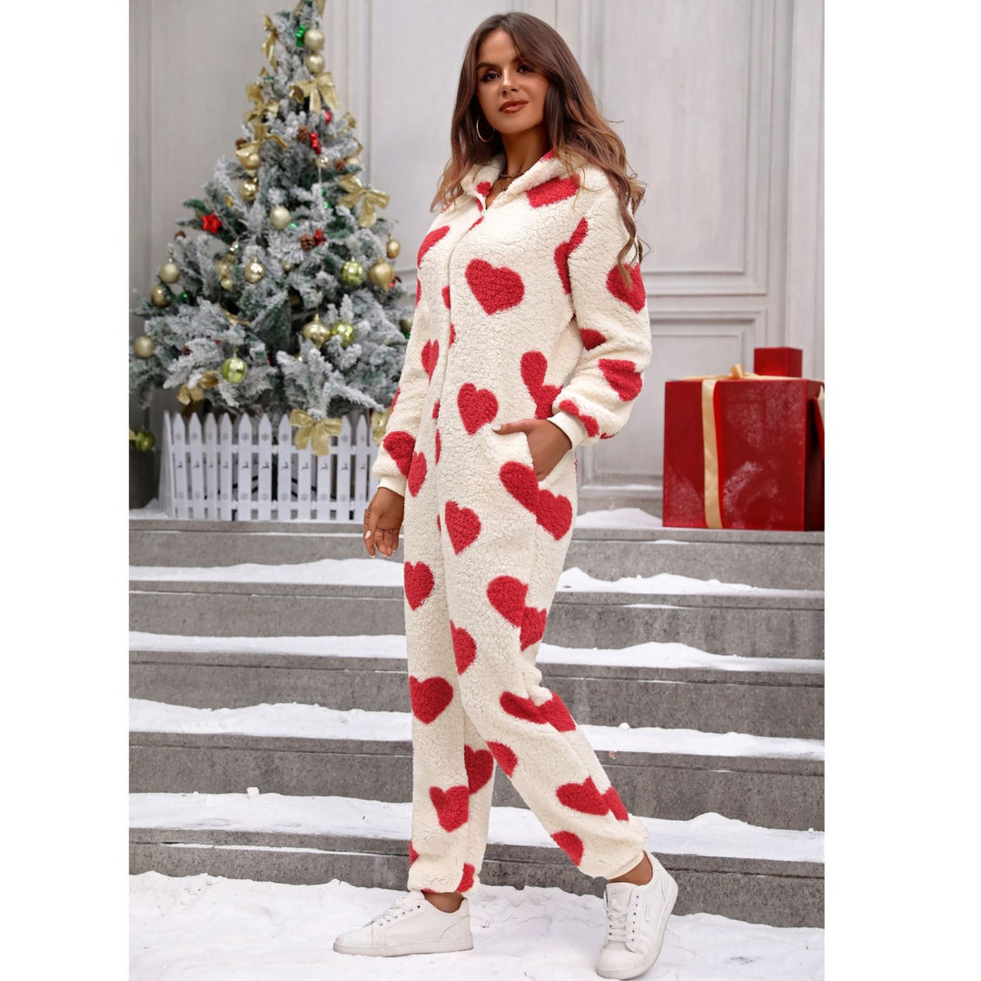 Ladies fleece set with hood and heart pattern Lune London