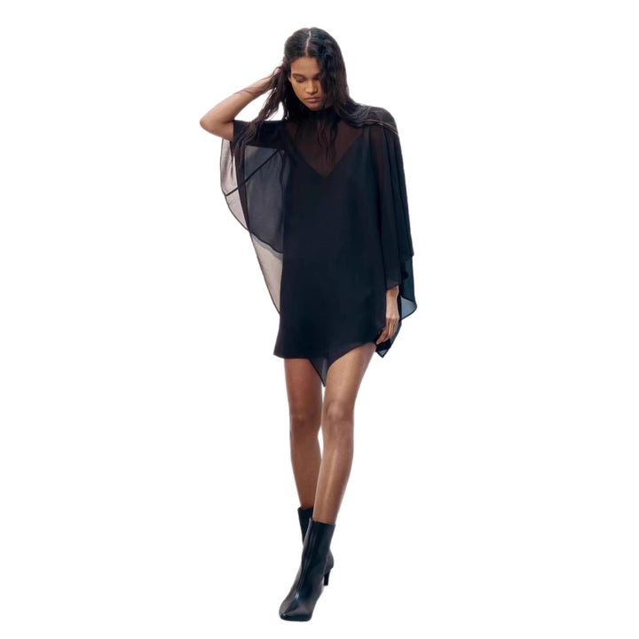 Women's elegant chiffon tunic with asymmetric cut and flowing design Chic & Stil